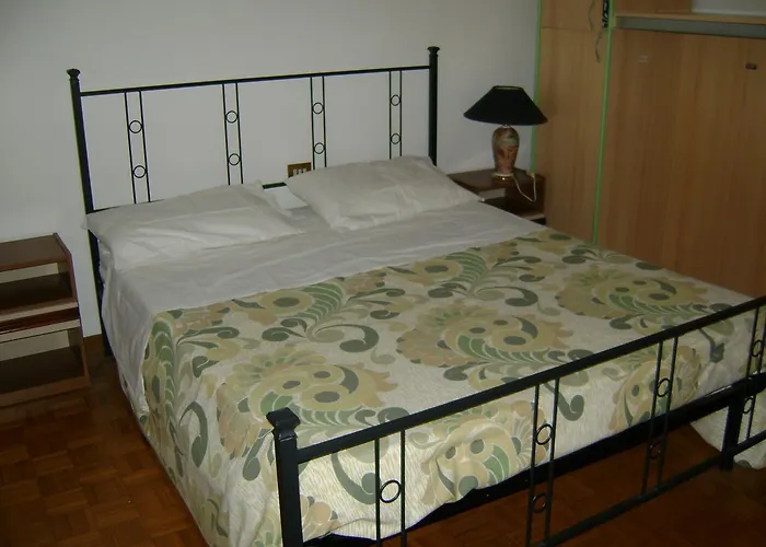 La Mimosa Bed & Breakfast